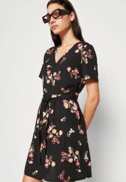 Pieces Pcliliana V Neck Short Dress - Jurk - Black/Multi-Coloured -Pieces ae28ae5b6f504bfdb38e5bc3c9ee92e7