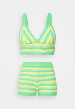 Pieces Pcbeddy Shorts Bralette- Bikini - Irish Green -Pieces af119ae3a8dc46a6a7830df7d8256c62