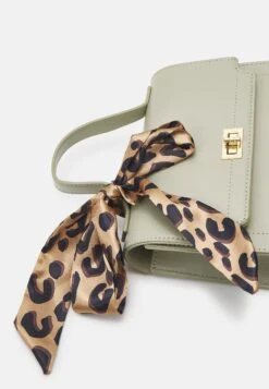 Pieces Pcabbelin Cross Body - Handtas - Swamp -Pieces b9d4dbe59e19433e891cc9b8b61a2df7