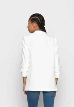 Pieces Pcbosella 3/4 - Blazer - Cloud Dancer 9 Pieces Pcbosella 3/4 - Blazer - Cloud Dancer -Pieces c39f758d72754719b61abed8b82e9a26