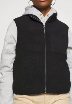 Pieces Pcsadie Vest - Bodywarmer - Black -Pieces c79413d17cc648858add3beb01a4e458