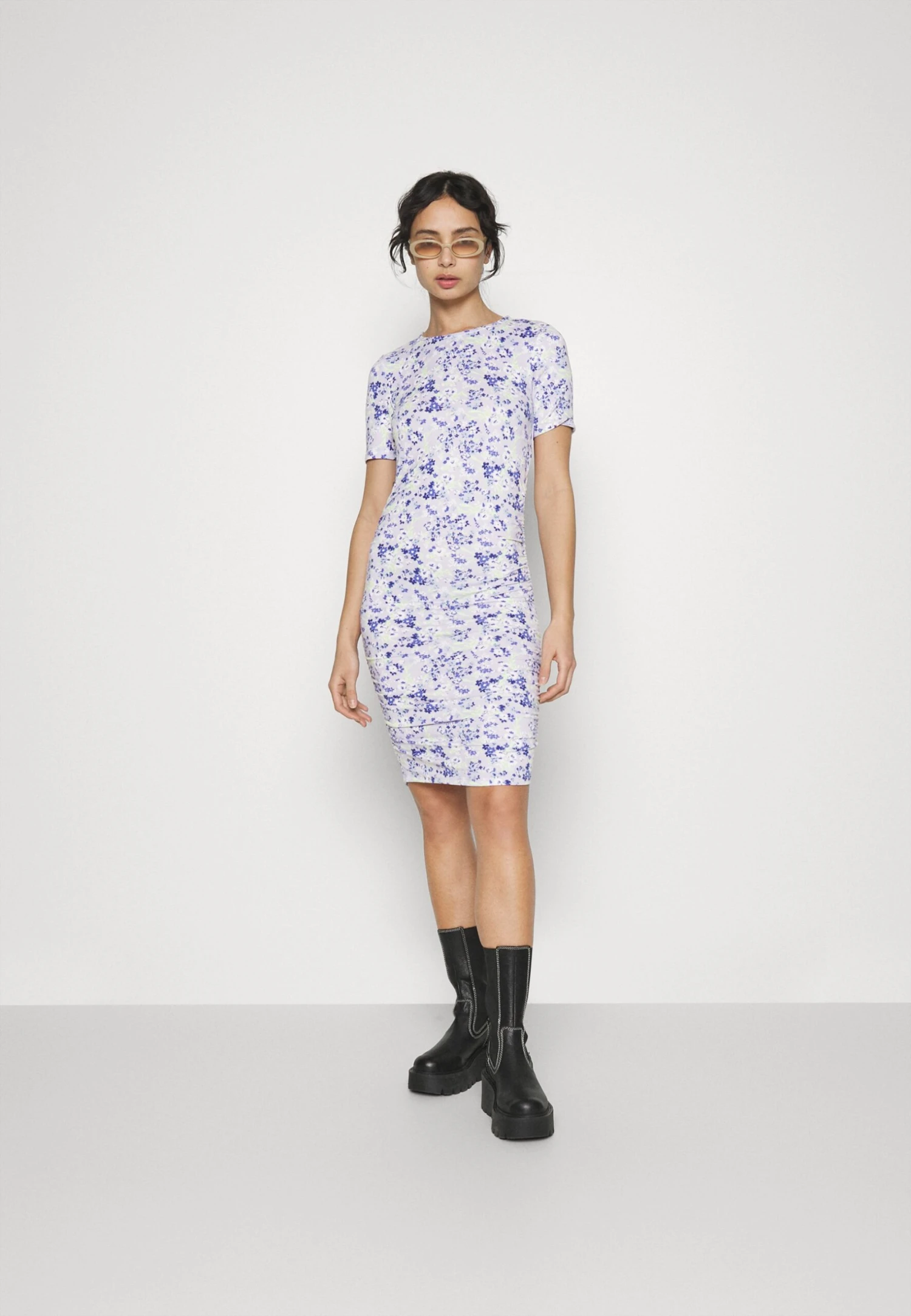 Pieces Petite Pcnala Ruching Dress- Jerseyjurk - Kentucky Blue/Blue Flowers 4 Pieces Petite Pcnala Ruching Dress- Jerseyjurk - Kentucky Blue/Blue Flowers - Afbeelding 2