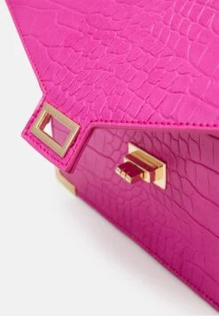 Pieces Pcabbelin Cross Body - Handtas - Hot Pink/Gold -Pieces c9a4f46e3bd64874af23be70a51155d4