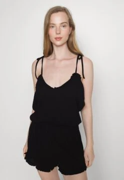 Pieces Pcbreeze Open Shoulder Playsuit Sww - Jumpsuit - Black -Pieces cb775bf5d91f4839a67ff3f5b2d3857e