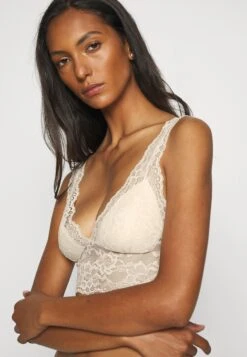 Pieces Pclina Bra Top - Bustier - Dawn -Pieces d40fa75d319d4beb9f89ab9cc08e0691