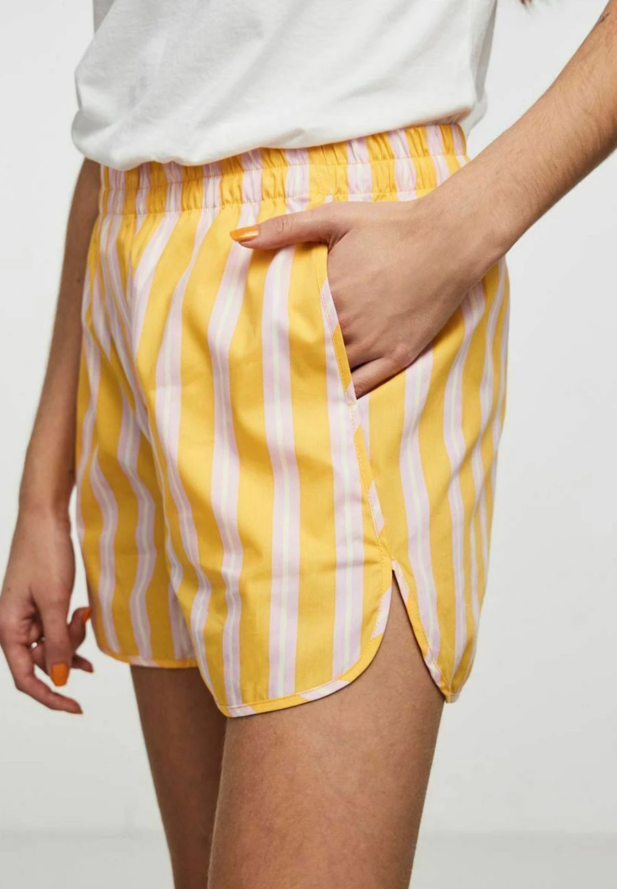 Pieces Pcletty - Shorts - Banana 6 Pieces Pcletty - Shorts - Banana - Afbeelding 4