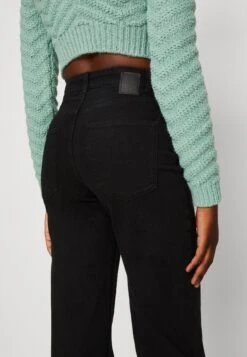 Pieces Pcpeggy Wide Pant - Straight Leg Jeans - Black 13 Pieces Pcpeggy Wide Pant - Straight Leg Jeans - Black -Pieces d6b33b3e742041888e3d649428887b23