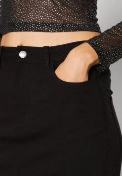 Pieces Pcskin Slim Short Skirt - Minirok - Black 13 Pieces Pcskin Slim Short Skirt - Minirok - Black -Pieces d99b77ee040147afa15292e3c2edae54