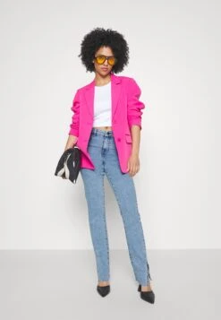 Pieces Petite Pcpeggy Slit - Jeans Skinny Fit - Light Blue Denim -Pieces db4febd4564f45778ac864cacd3a9417