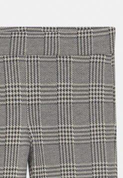 Pieces Kids Flare Pant- Broek - Black -Pieces dc6cb6b91a6d4a8f927ae5d77570822e