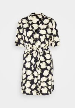 Pieces Pcnya 2/4 Sleeve Kimono - Lichte Jas - Sky Captain -Pieces dc92b72f68f946e792faf642bd93d3b7