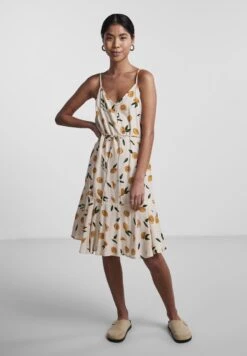 Pieces Pcnya Slip Button Bf - Jurk - Birch -Pieces de7bb956e7c042378ca99bd016523e5a