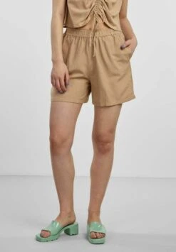 Pieces Pcmilano - Shorts - Beige