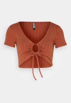 Pieces Pckenna Cropped Top - T-Shirt Print - Coconut Shell 12 Pieces Pckenna Cropped Top - T-Shirt Print - Coconut Shell -Pieces e0d3e02a915746a5b090fad4770f66ca