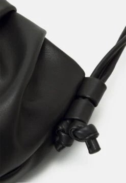 Pieces Pcotana Crossbody Bag - Schoudertas - Black 9 Pieces Pcotana Crossbody Bag - Schoudertas - Black -Pieces e4096c81ba5a4ab89eed22ec403b3acf