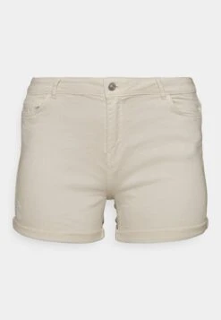 Pckiggy - Jeansshort - Cloud Dancer -Pieces e7ea3762cf864cc3b2b9a50b2238231f