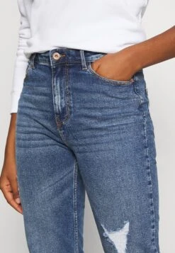 Pieces Pckesia Mom Destroy - Relaxed Fit Jeans - Medium Blue Denim -Pieces ea49023167304c20b62d908d5030bc7c