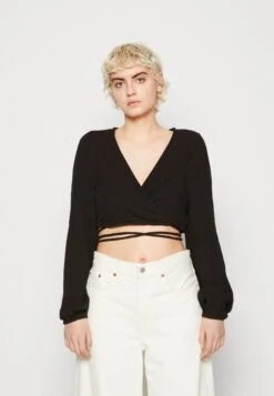 Pieces Pcstina Wrap Crop- Longsleeve - Black