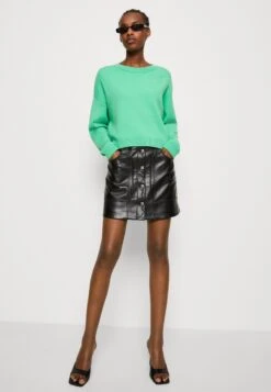 Pieces Pchesa O Neck Cropped - Trui - Irish Green -Pieces f186b148ee864359b31e0376d9d70d0b