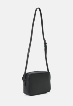Pieces Pcoyss Crossbody Bag - Schoudertas - Black -Pieces f1e6415b745f420db3f507029bc56af5