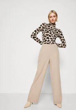 Pieces Bossy Wide Plain Pant - Broek - Silver Mink -Pieces f5d8a71277d144d198ccaef2fa16e490