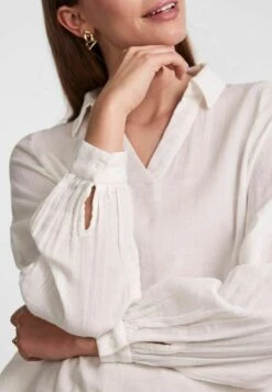 Pieces Mit Langen Ärmeln Pcstina - Blouse - Cloud Dancer 10 Pieces Mit Langen Ärmeln Pcstina - Blouse - Cloud Dancer -Pieces f91dbe716f834f0c8911d7436bd5ff4a