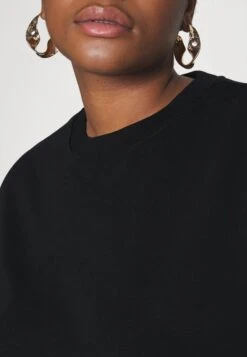 Pcchilli Summer Oversize - Sweater - Black -Pieces f99eb7f7662640df8110fd8c8a784a33