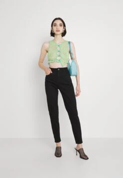 Pieces Pcleah Mom - Slim Fit Jeans - Black Denim -Pieces ff664ef9969c4087b59306e442809c6a